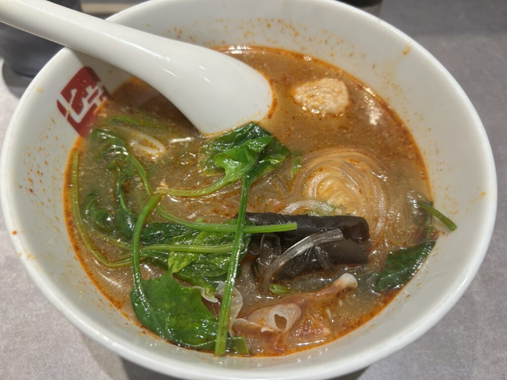 「チーパオ麻辣湯」「一辛×春雨×野菜多め」「スープが染みる絶品麻辣」
